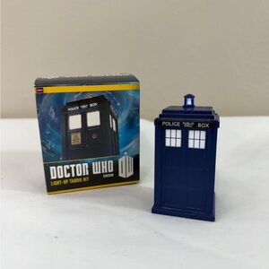 Doctor Who Light-Up Tardis Kit